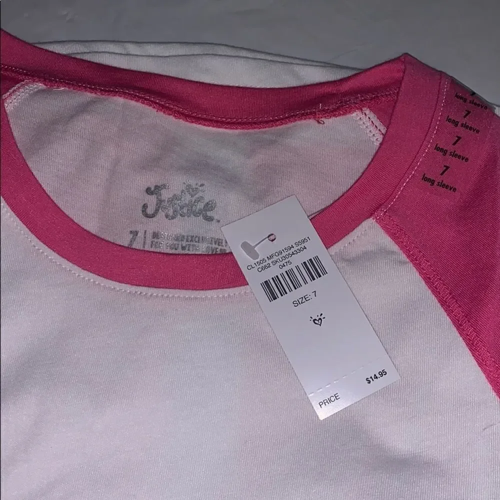 NWT Justice long sleeved T-Shirt. Size 7.
